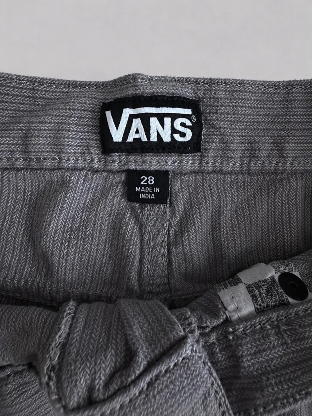 Vans Shorts Size 28